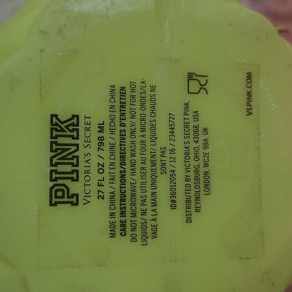 PINK VS pineapple 🍍 cup - Picture 5 of 5